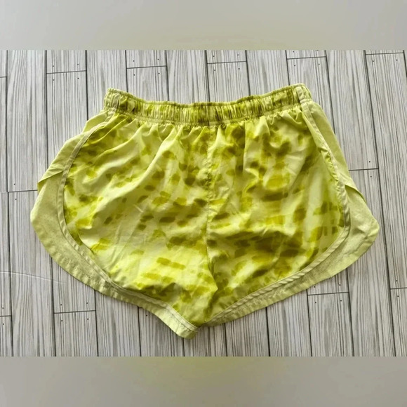 Nike | Dri-Fit Athletic Running Shorts - Size L - Picture 4 of 4